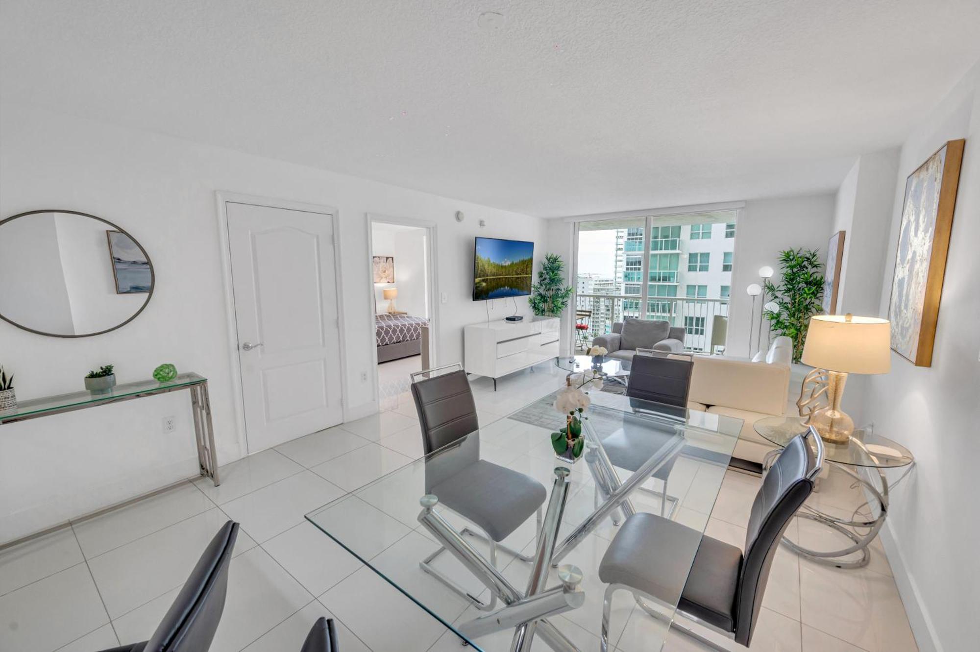 Apartamento Luxury 1 Bedroom • Brickell • Unique Views *