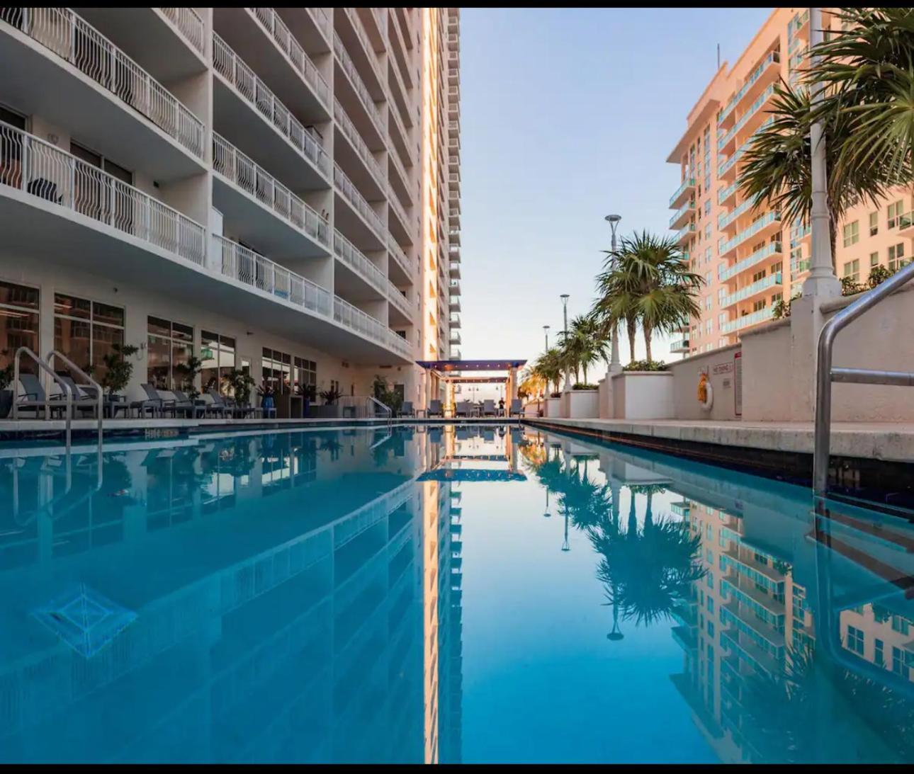Luxury 1 Bedroom • Brickell • Unique Views Apartamento