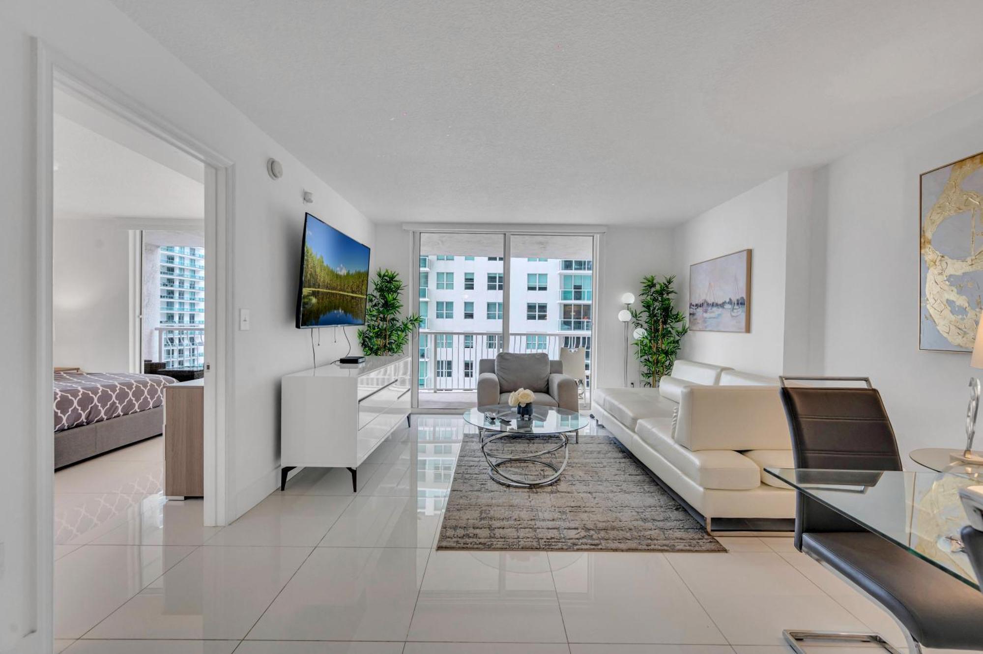 Luxury 1 Bedroom • Brickell • Unique Views Apartamento